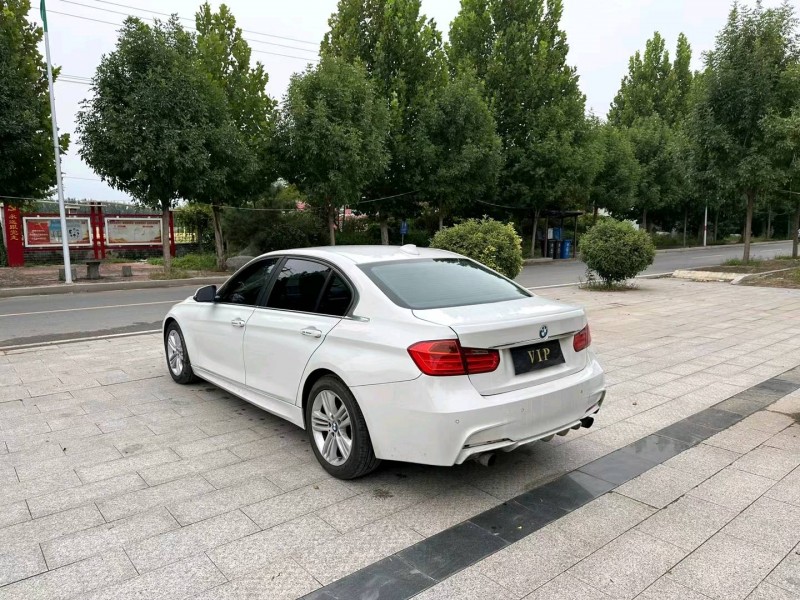 济南13年宝马3系8