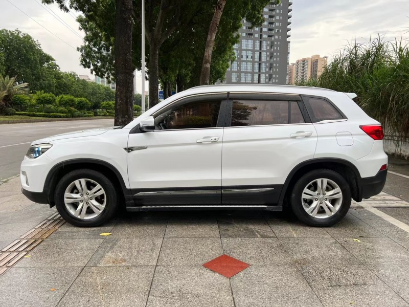 东莞16年长安汽车CS754