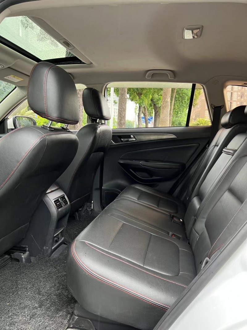 东莞16年长安汽车CS756