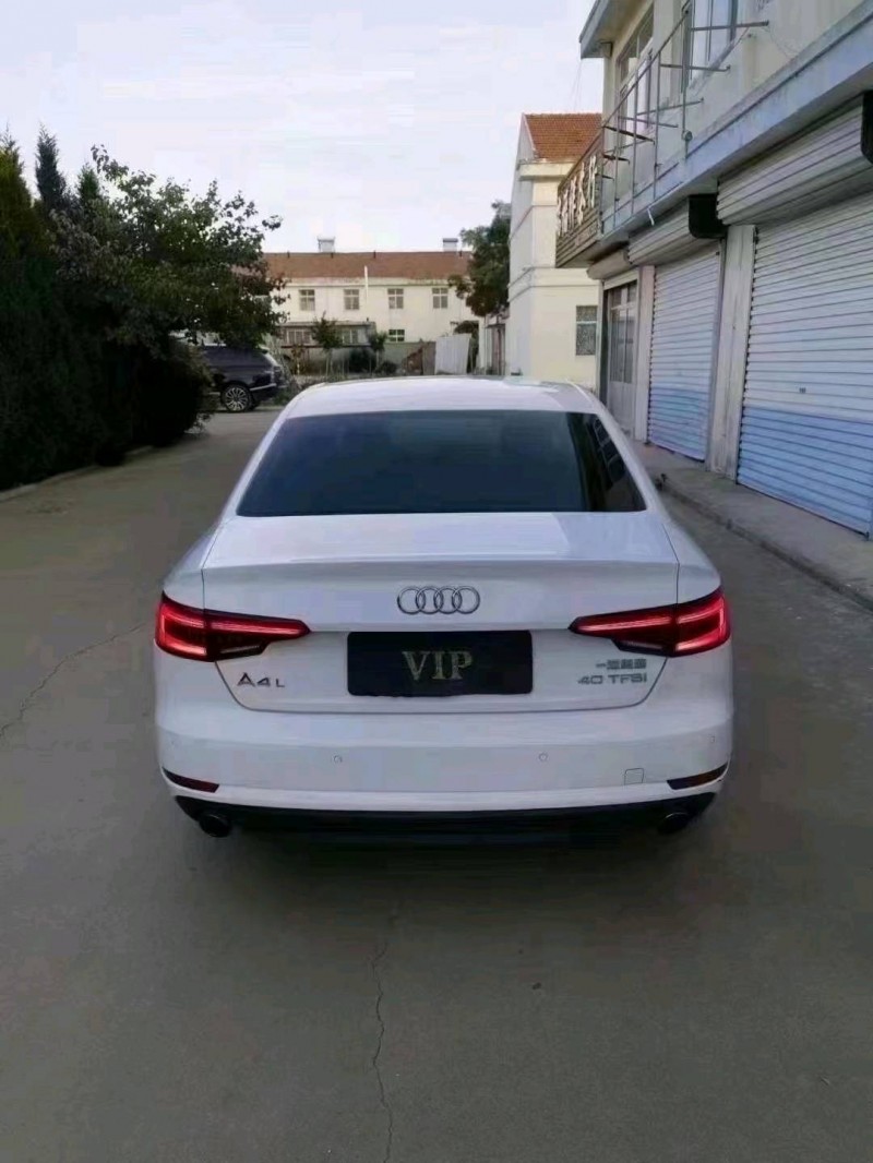 东营17年奥迪A4L4