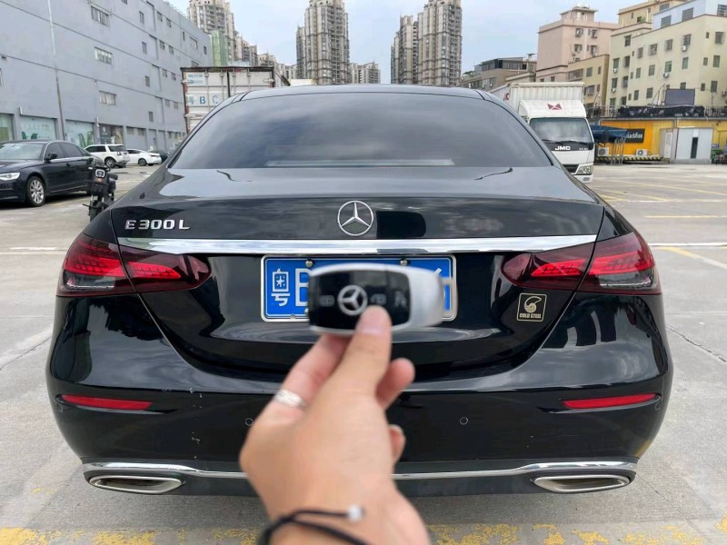 广州20年奔驰E9