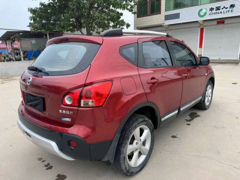 保定14年日产逍客5