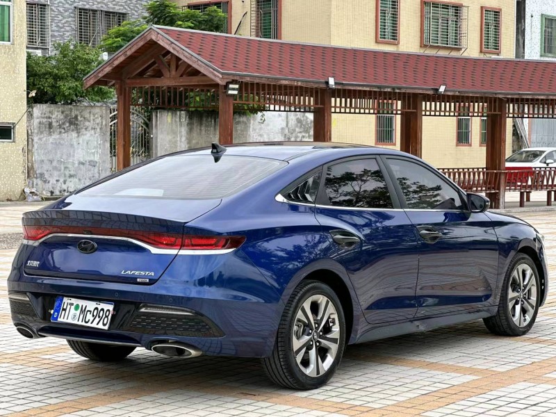 汕头18年现代菲斯塔8