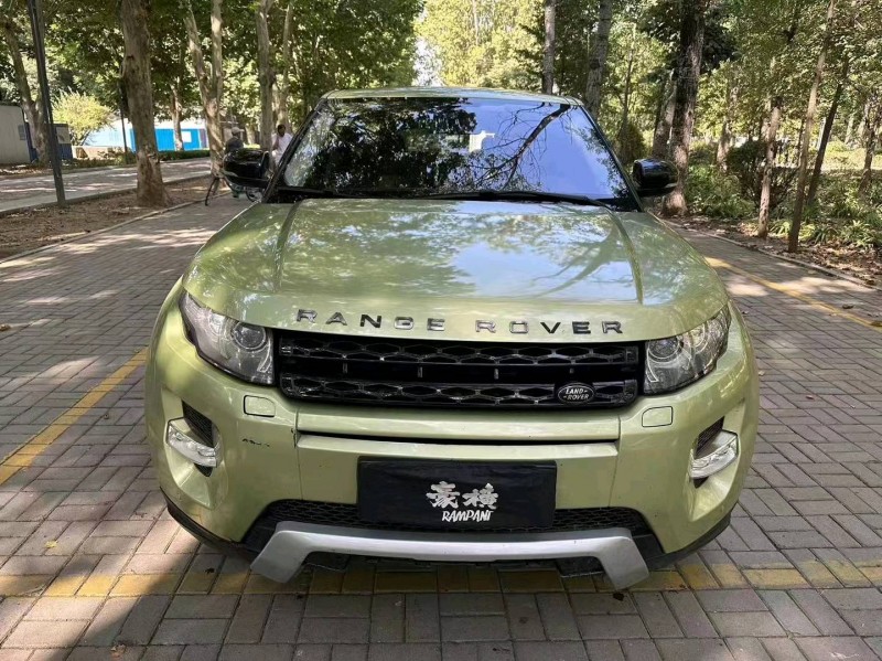 枣庄13年路虎极光1