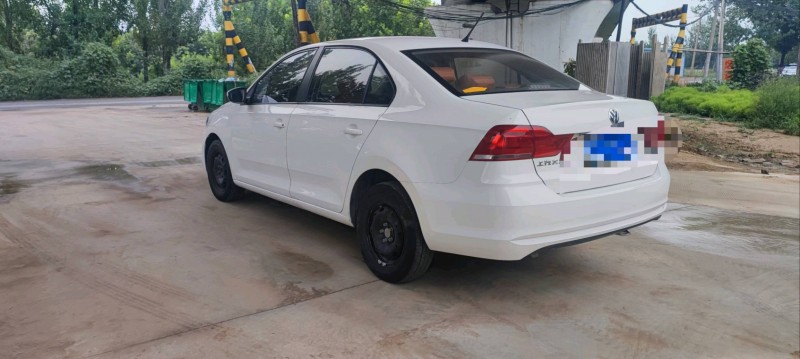 保定17年大众桑塔纳9