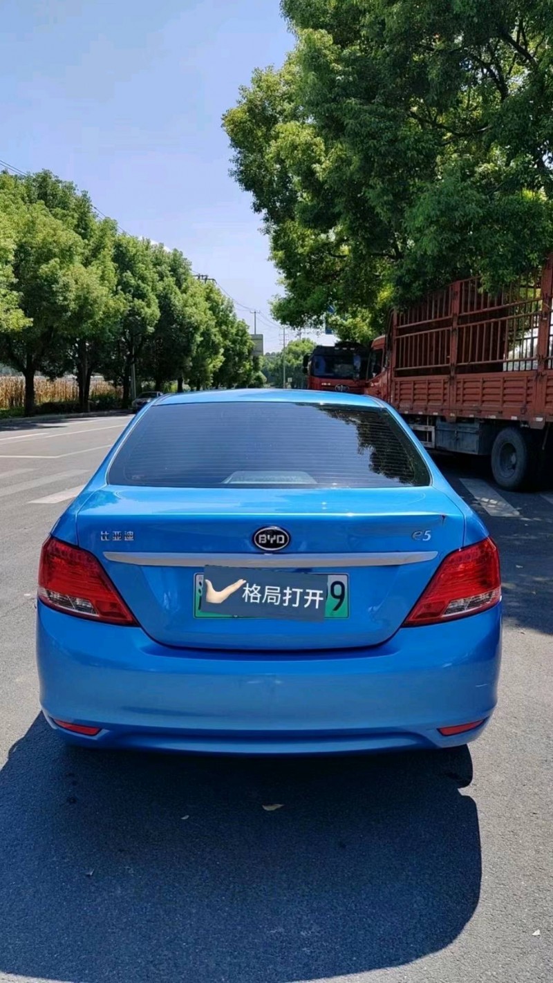 嘉兴22年比亚迪e52
