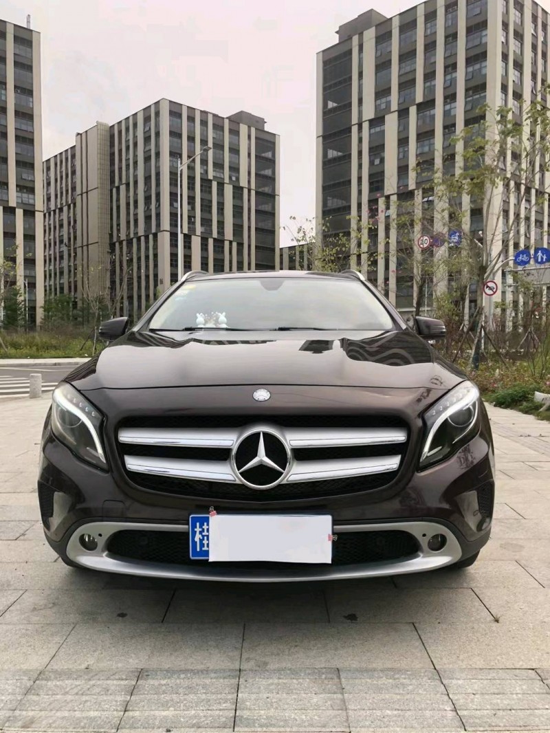 广州16年奔驰GLA1