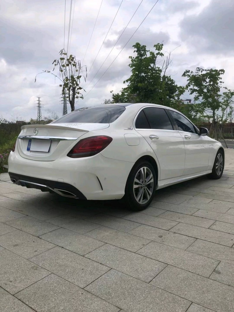 东莞19年奔驰C6