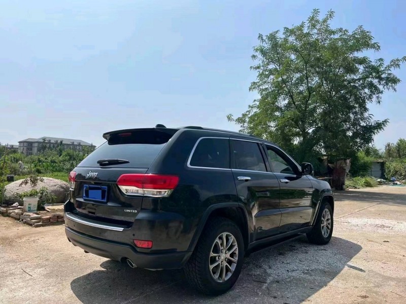 东营14年Jeep大切诺基9