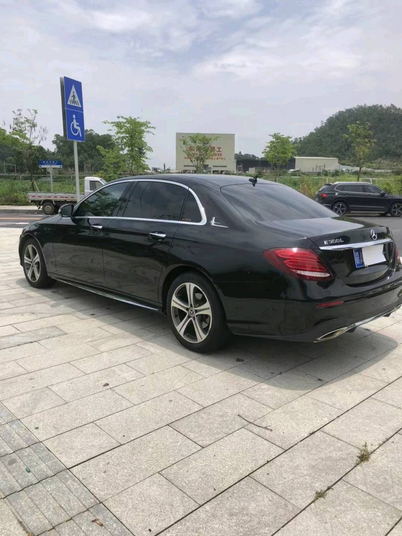 东莞19年奔驰E9