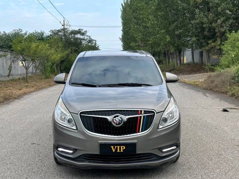 青岛17年别克GL81