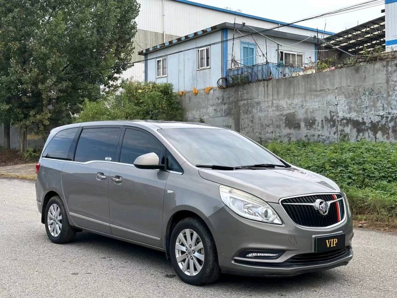 青岛17年别克GL83