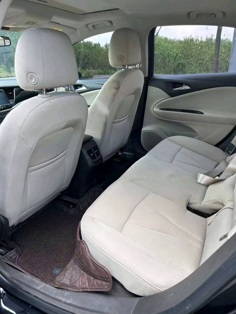 枣庄16年别克威朗8