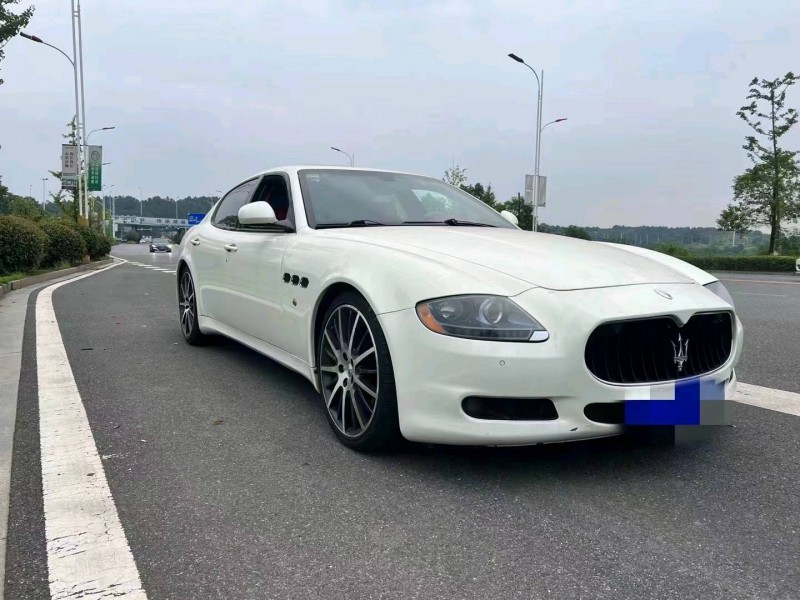 衡阳12年玛莎拉蒂总裁2
