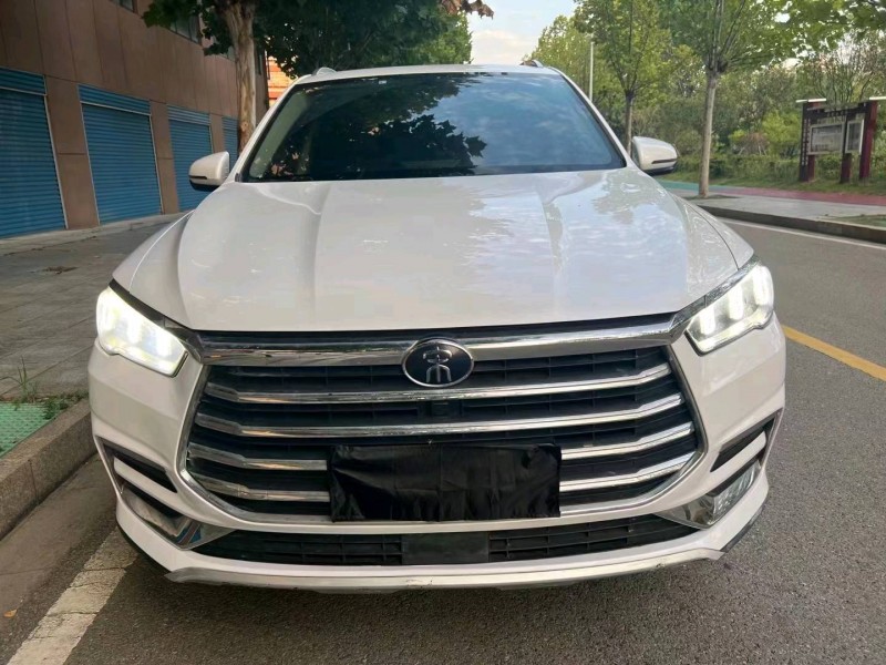 邵阳19年比亚迪宋1