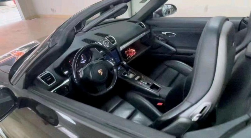 珠海17年保时捷Boxster6