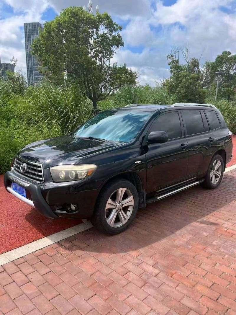 泉州11年豐田漢蘭達3