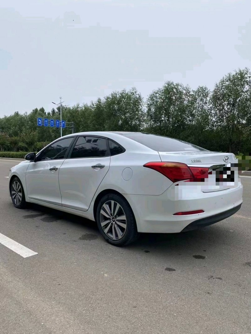 枣庄16年现代名图8