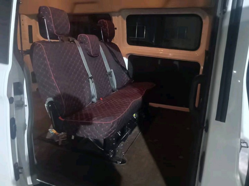 枣庄22年福特全顺3