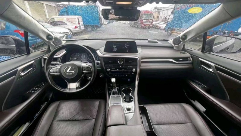 汕头20年雷克萨斯RX8