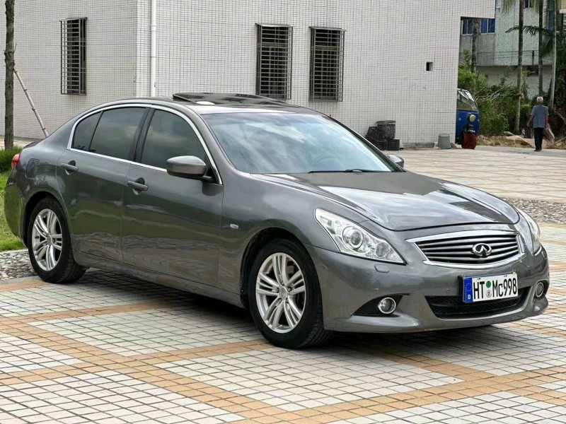 佛山10年英菲尼迪G252