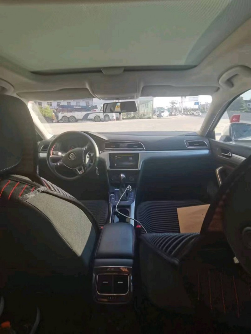 保定22年大众凌渡4