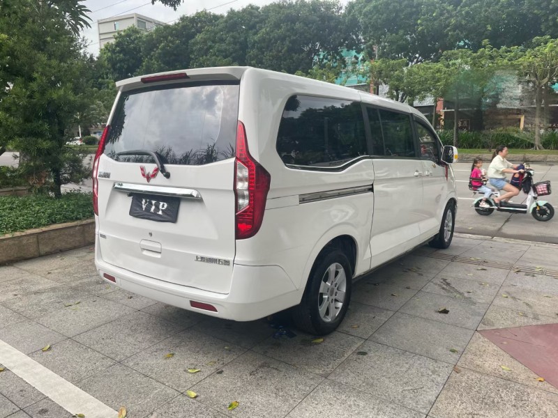 東莞18年五菱汽車征程8