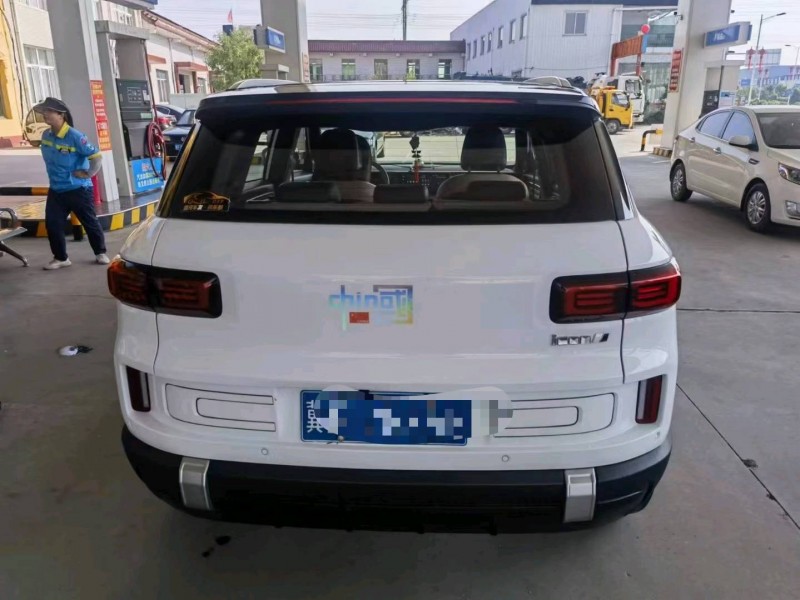 保定23年吉利icon8