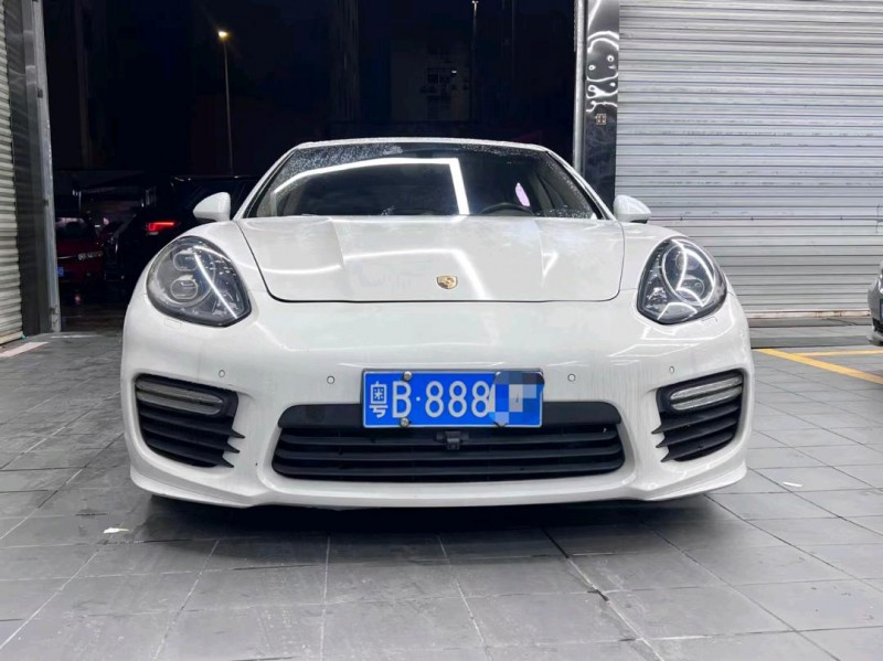 广州14年保时捷帕拉梅拉1