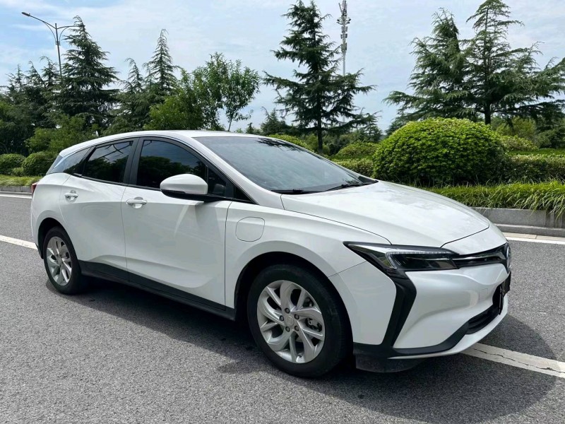 盐城23年别克微蓝3