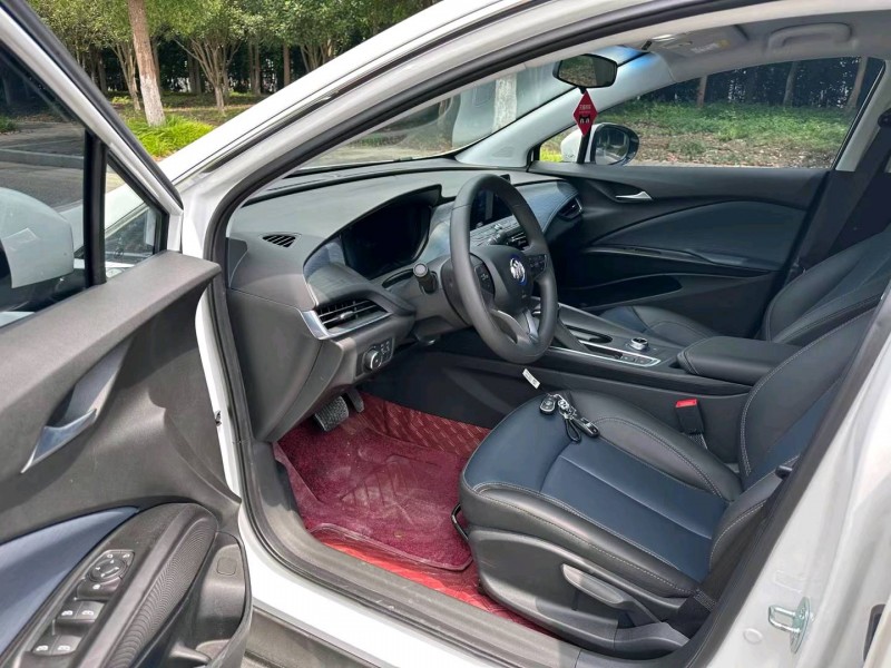 盐城23年别克微蓝5