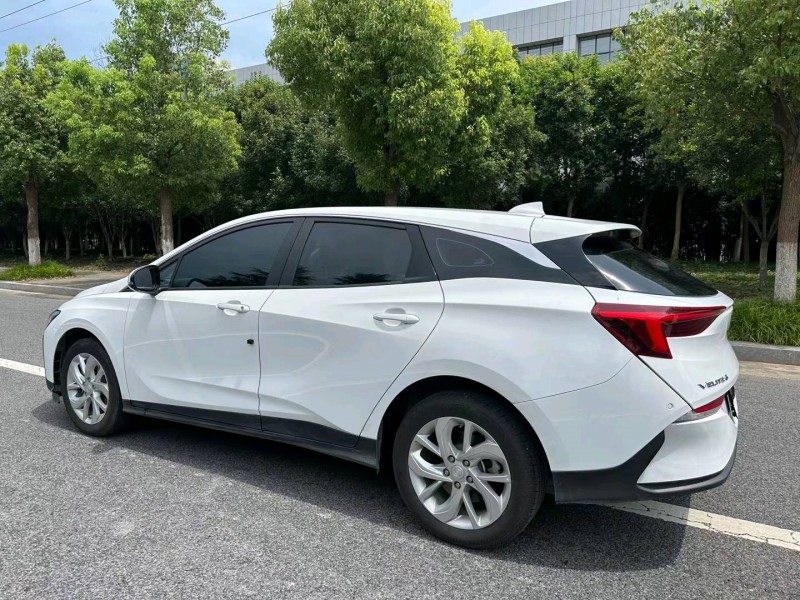 盐城23年别克微蓝8