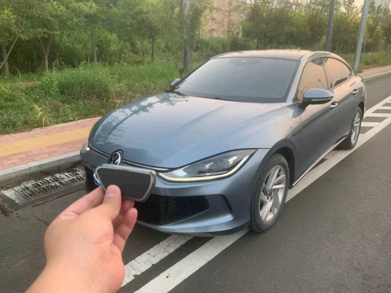 保定22年大众凌渡2