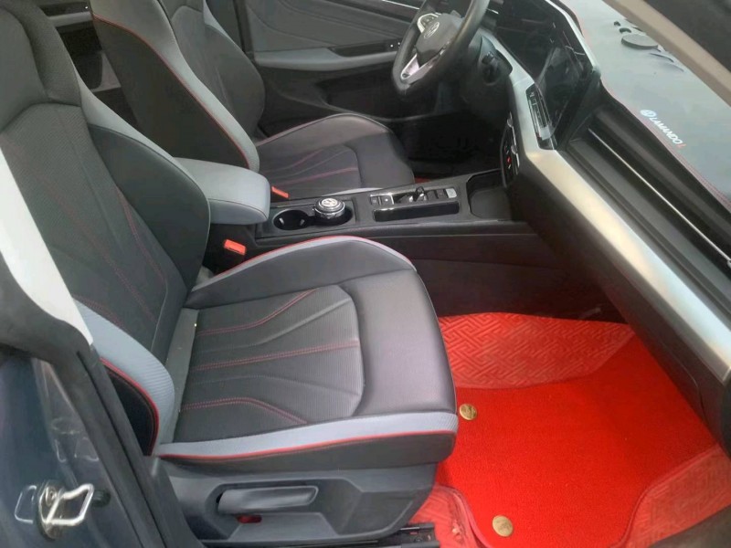 保定22年大众凌渡6