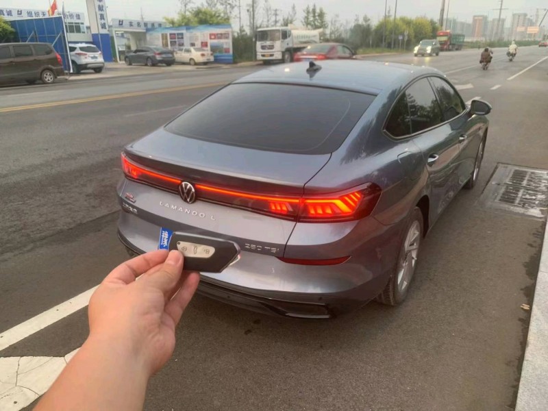 保定22年大众凌渡7