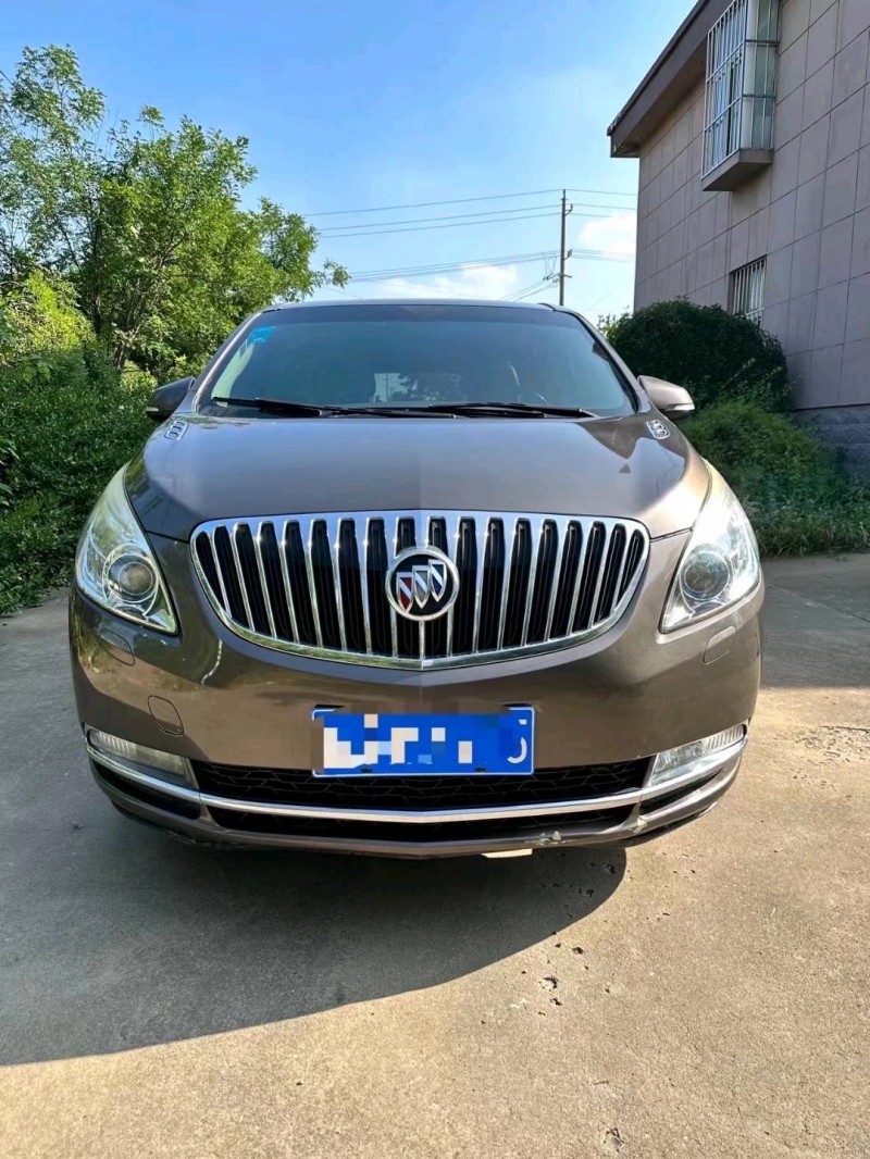 东营13年别克GL81