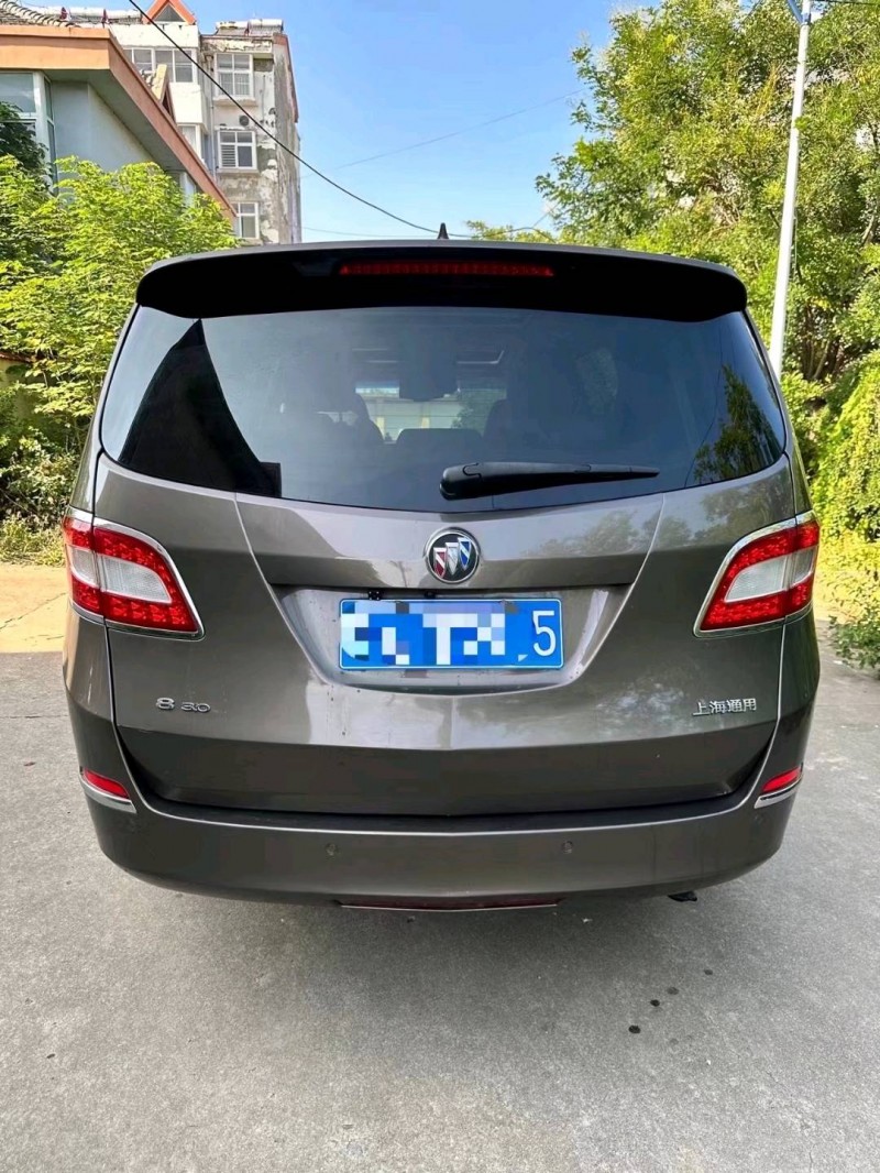 东营13年别克GL83