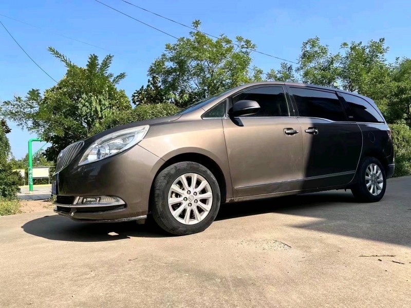 东营13年别克GL84