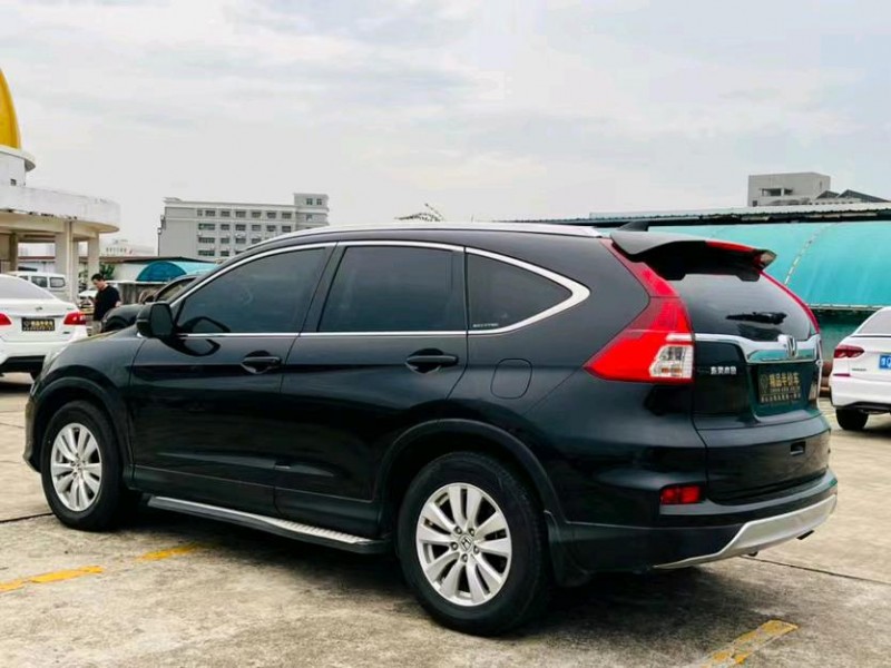 东莞16年本田CRV8