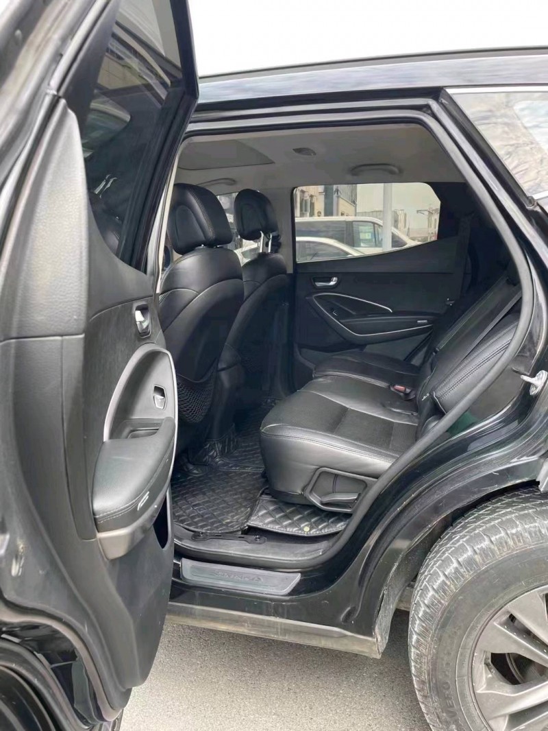 淮南13年现代新胜达5