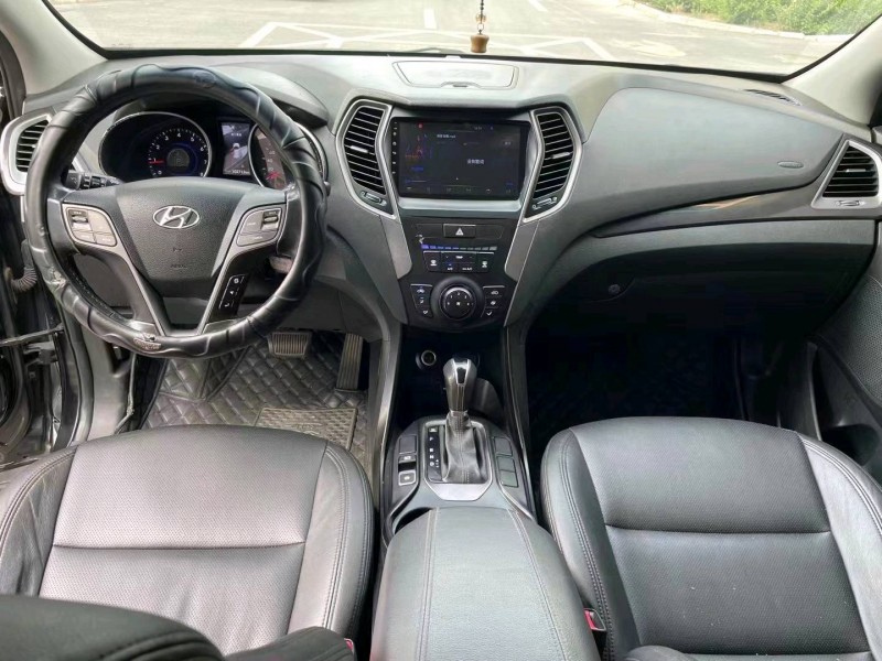 淮南13年现代新胜达6