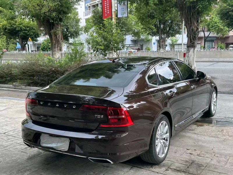 广州20年沃尔沃S908