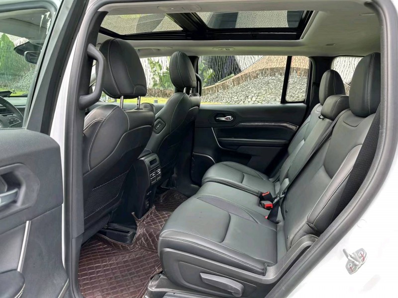 深圳21年Jeep指挥官6