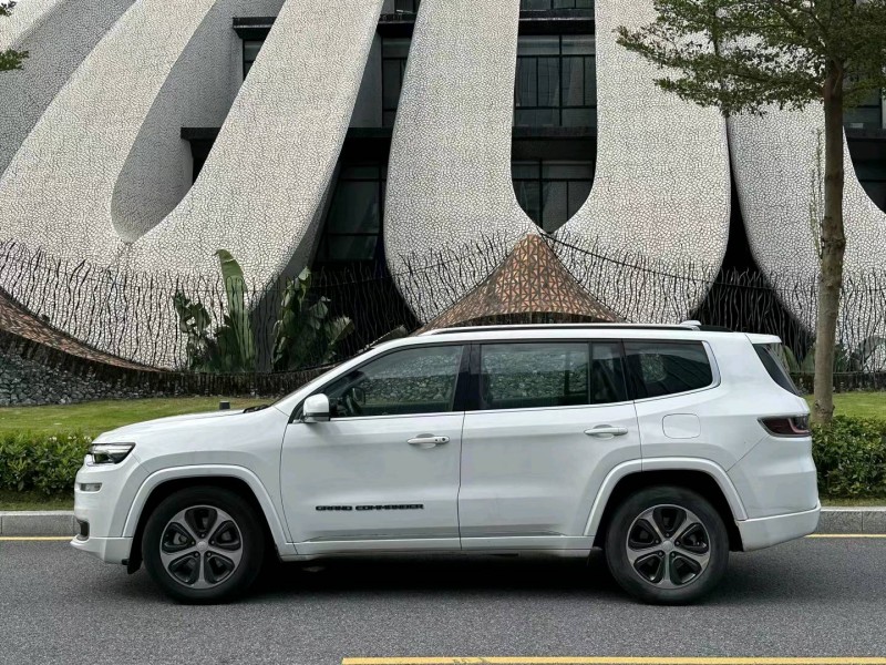 深圳21年Jeep指挥官8