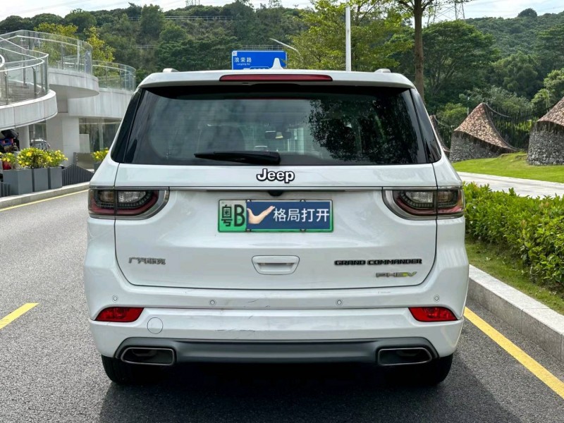 深圳21年Jeep指挥官9