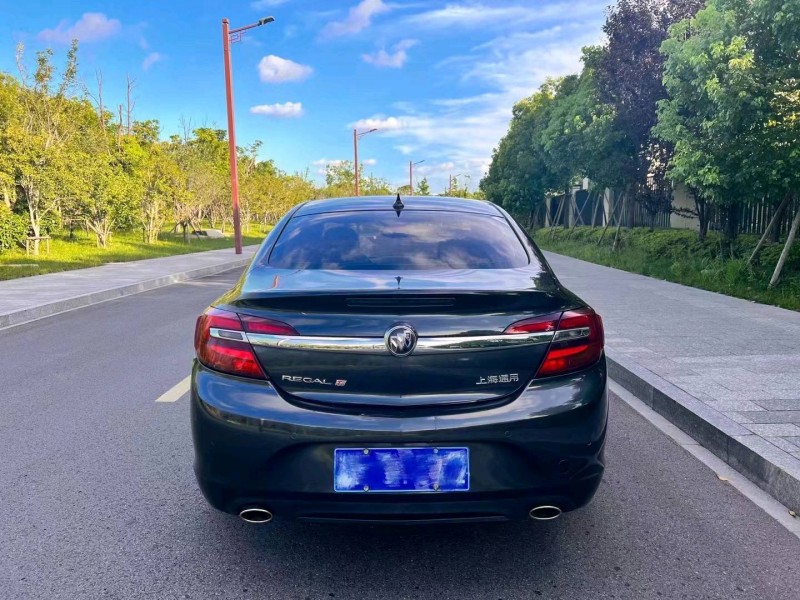 嘉兴14年别克君威3