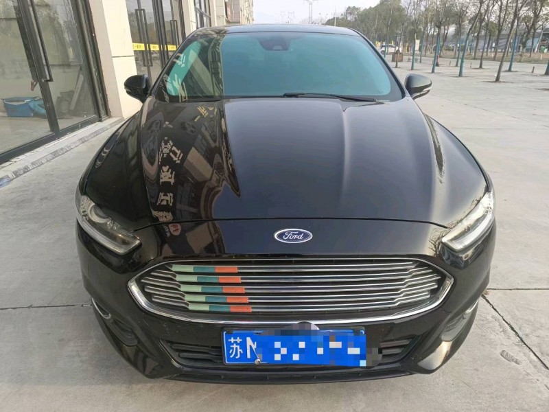 武汉17年福特蒙迪欧1