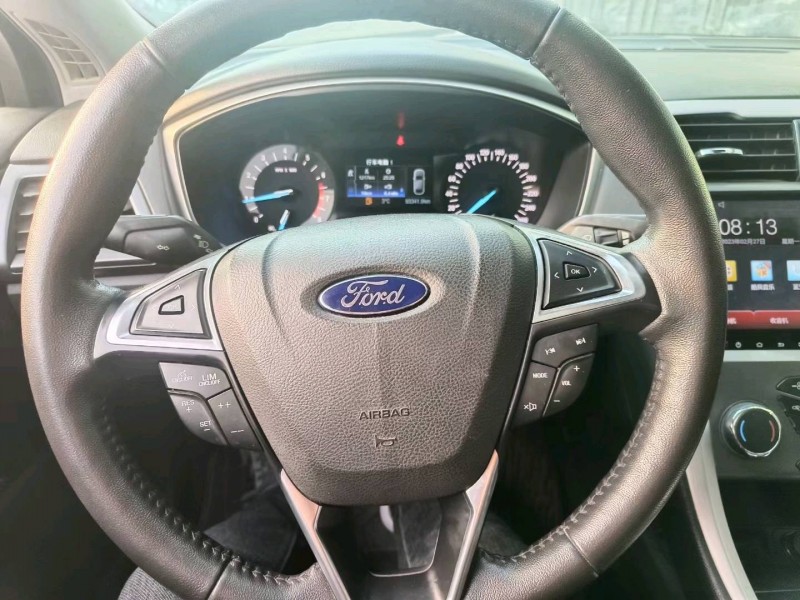 武汉17年福特蒙迪欧7