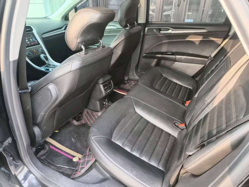 武汉17年福特蒙迪欧8