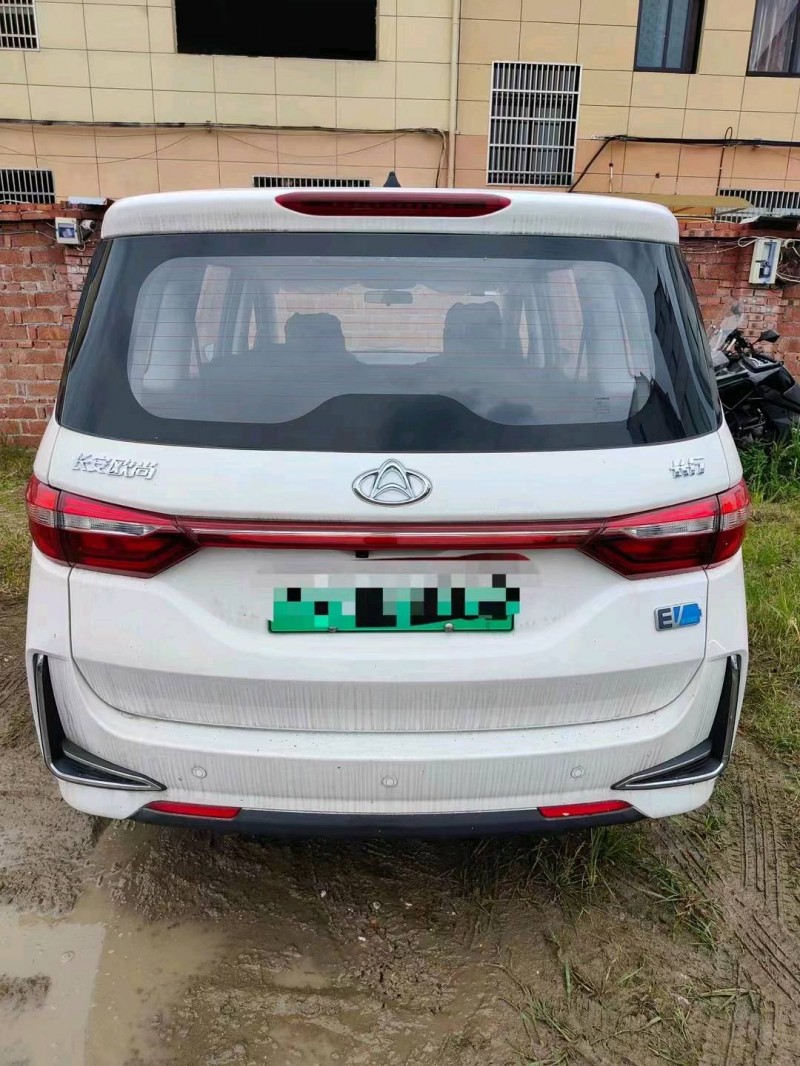 嘉兴22年长安汽车欧尚2